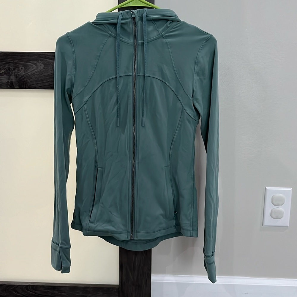 Define hooded jacket nulu